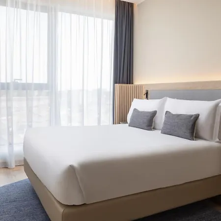 Courtyard By Marriott Linate Hotel 4*