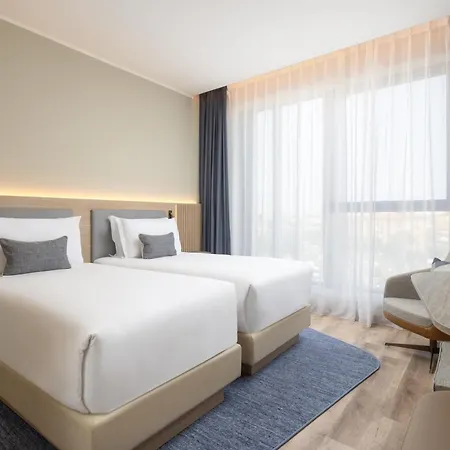 Hotel Courtyard By Marriott Linate 4*
