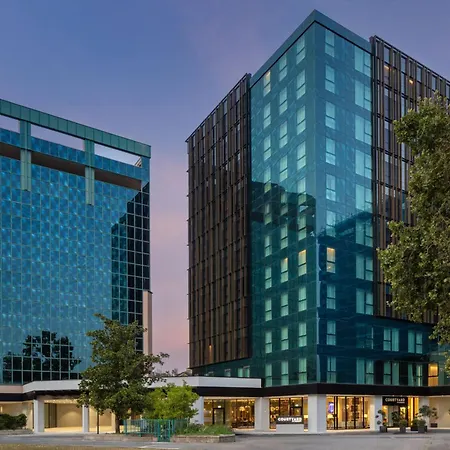 Courtyard By Marriott Linate Hotel 4*
