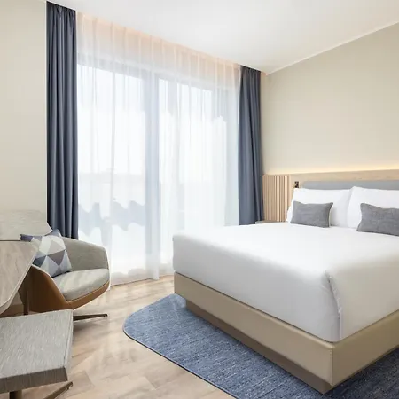 Hotel Courtyard By Marriott Linate 4*