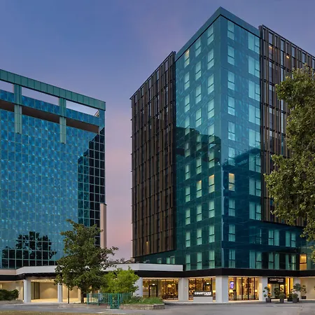 Courtyard By Marriott Linate 4*