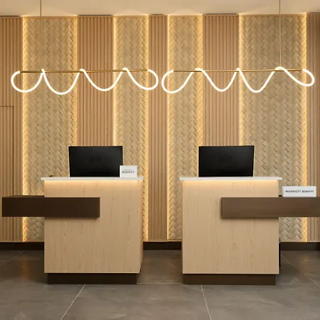 Courtyard By Marriott Linate 4* Milão