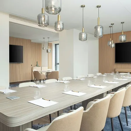 Hotell Courtyard By Marriott Linate