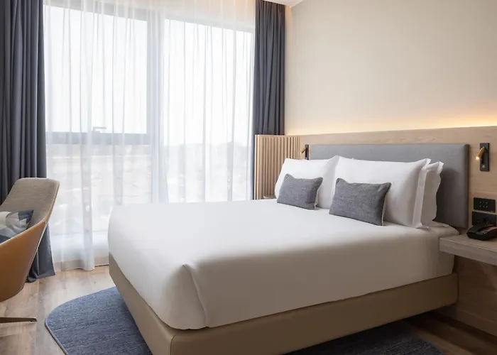 Courtyard By Marriott Linate Hotel 4*