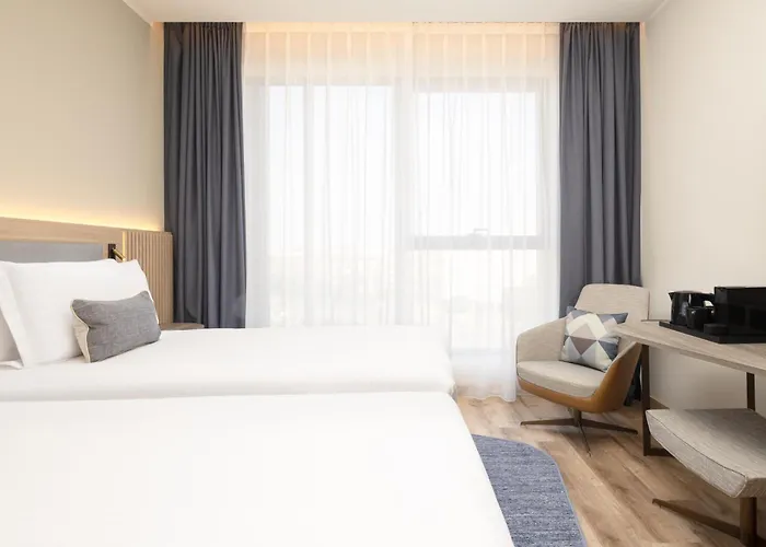 Courtyard By Marriott Linate Hotel Mediolan