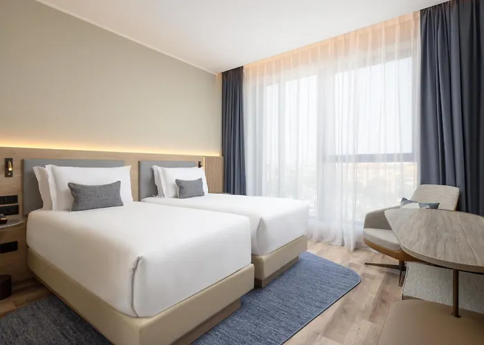 Hotel Courtyard By Marriott Linate 4*